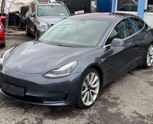 Tesla Tesla Model 3 Perform. Dual AWD 358kW 79kWH PANO Gebrauchtwagen