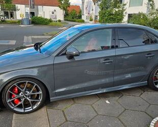 Audi Audi S3 RS3 OPTIK/BREMBO BREMSANLAGE/LEDER/PANO/19 Gebrauchtwagen