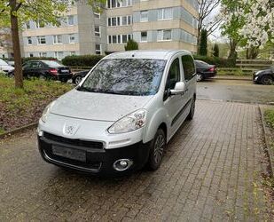 Peugeot Peugeot Partner Tepee Tepee Active e-HDI 1.6 Autom Gebrauchtwagen