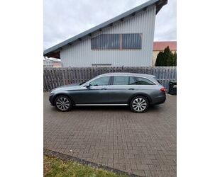 Mercedes-Benz Mercedes-Benz E 220 d 4MATIC T Autom. - Gebrauchtwagen