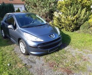 Peugeot Peugeot 207 Filou - Scheckheftgepflegt Gebrauchtwagen