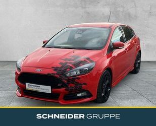 Ford Ford Focus Lim. ST 2.0 EcoBoost BI-XENON +SHZ+PDC Gebrauchtwagen