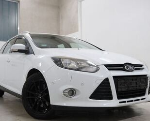 Ford Ford Focus Turnier Titanium 2,0TDCI*Nav*R.Kamera*A Gebrauchtwagen