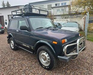 Lada Lada Niva*AHK*4x4*CD Radio*Tüv 09.2026* Gebrauchtwagen