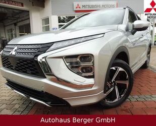 Mitsubishi Mitsubishi Eclipse Cross 2.4 PHEV 4WD Select Stand Gebrauchtwagen