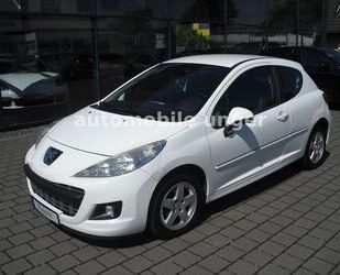 Peugeot Peugeot 207 Tendance KLIMA Allwetter ALU TÜV/Inspe Gebrauchtwagen