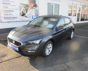 Seat Seat Leon Lim. TSI Style *DSG*NAVI*Apple*LM*PDC*DA Gebrauchtwagen