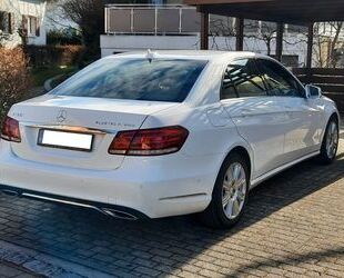 Mercedes-Benz Mercedes-Benz E300 BLUETEC DIESEL/HYBRID Avantgard Gebrauchtwagen