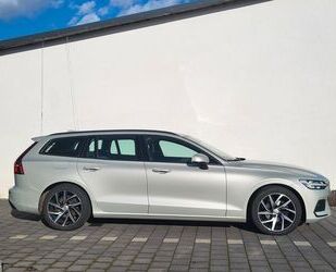 Volvo Volvo V60 D4 AWD Geartronic Momentum Momentum Gebrauchtwagen