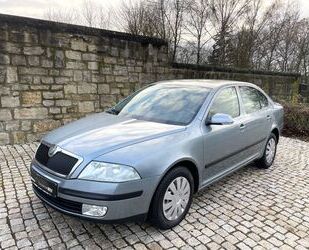 Skoda Skoda Octavia 1.6 MPI Ambiente Klima*1.Hand 81Tkm Gebrauchtwagen