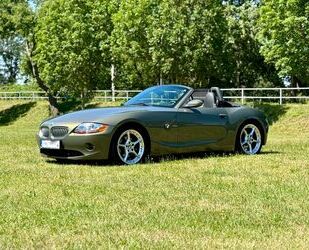 BMW BMW Z4 3.0i +ÄUßERST GEPFLEGT+EINZIARTIG+INDIVIDUA Gebrauchtwagen