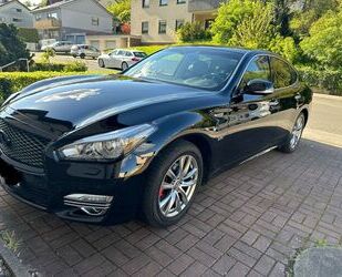 INFINITI Infiniti Q70 2.2D Premium Black Edition 210PS, TÜV Gebrauchtwagen