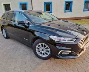 Ford Ford Mondeo 2,0 Hybrid Titanium Automatik Turnier. Gebrauchtwagen