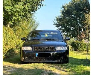 Audi Audi A4 1.9TDI Avant S-line Ausstattung Gebrauchtwagen