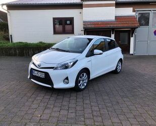 Toyota Toyota Yaris 1,5-l-VVT-i Hybrid CVT Comfort Comfor Gebrauchtwagen