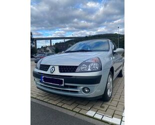 Renault Renault Clio Dynamique 1.2 16V Dynamique Gebrauchtwagen