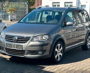 VW Volkswagen CrossTouran 2.0 TDI 7-Sitzer Temp.AHK K Gebrauchtwagen