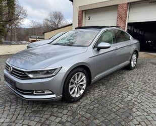 VW Volkswagen Passat 2.0 TSI Highline BlueM PANORAMA Gebrauchtwagen