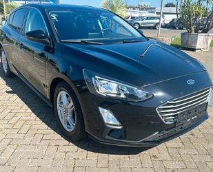 Ford Ford Focus Lim. Cool & Connect*Automat* Gebrauchtwagen