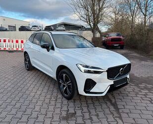 Volvo Volvo XC60 B4 R-DESIGN+LEDER+NAVI+CAM+AHK+19