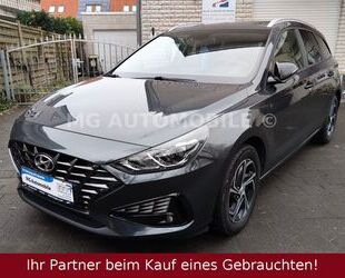 Hyundai Hyundai i30 cw 1.6 CRDi Edition30 Anhängerkupplun Gebrauchtwagen