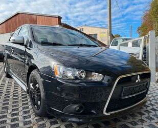 Mitsubishi Mitsubishi Lancer 1.6l*Klimaaut*2.Hand*Navi*DAB*Si Gebrauchtwagen