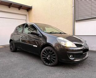 Renault Renault Clio by Rip Curl 1.2 TURBO Sitzheizung/ Kl Gebrauchtwagen