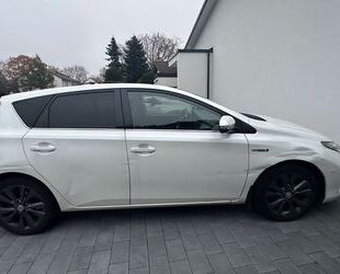 Toyota Toyota Auris Touring Sports Touring Sports Hybrid Gebrauchtwagen