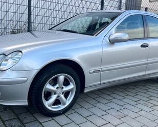 Mercedes-Benz Mercedes-Benz C 180 KOMPRESSOR CLASSIC Classic Gebrauchtwagen