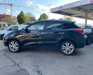 Hyundai Hyundai ix35 2.0 CRDI Premium 4WD Automatik+Leder Gebrauchtwagen