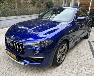 Maserati Maserati Levante 3.0 V6 BI-TURBO 350 CV GRANLUSSO Gebrauchtwagen