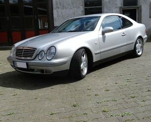 Mercedes-Benz Mercedes-Benz CLK 320 SPORT Sport Gebrauchtwagen