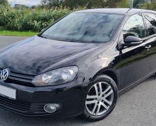 VW Volkswagen 1.6 TDI BlueMotion Navi Klima AHK LED Gebrauchtwagen