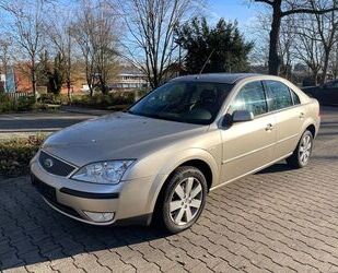 Ford Ford Mondeo 2.0TDCi 96 kW Ghia X 5-Tronic Ghia X Gebrauchtwagen