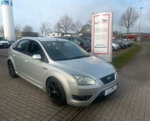 Ford Ford Focus Lim. ST~Recaro-Sitze~Tempomat~Klima~ Gebrauchtwagen