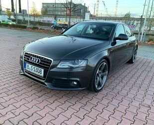 Audi Audi A4 3.2 FSI quattro S line Gebrauchtwagen