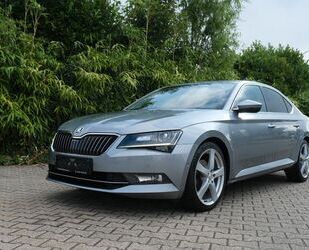 Skoda Skoda Superb Lim Style Alcantara PDC SHZ ACC Allwe Gebrauchtwagen