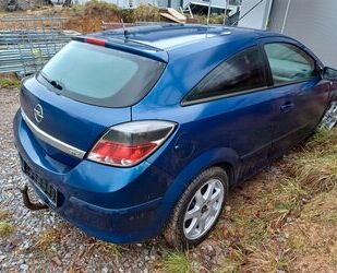 Opel Opel Astra GTC 1.9 CDTI Edition 110kW Edition Gebrauchtwagen