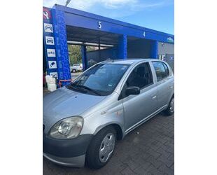 Toyota Toyota Yaris 1.0 linea luna linea luna Gebrauchtwagen