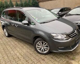 VW Volkswagen Sharan,2,0 TDI,DSG,7 Sitz.Kam,BI-Xen.Na Gebrauchtwagen