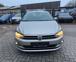 VW Volkswagen Polo VI Highline 1Hand Navi SHZ PDC Eur Gebrauchtwagen