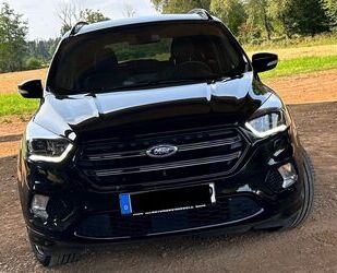 Ford Ford Kuga 1,5 EcoBoost 4x4 129kW ST-Line Automat . Gebrauchtwagen