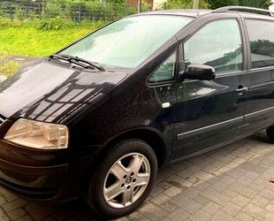 VW Volkswagen Sharan 1.9 TDI / 131 PS / Family Gebrauchtwagen