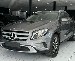 Mercedes-Benz Mercedes-Benz GLA 200 *OFF-ROAD*Bi-XEN*R-CAM*NAVI* Gebrauchtwagen