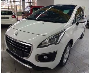 Peugeot Peugeot 3008 Allure ,Automatik,Panorama,Navi,1.Han Gebrauchtwagen