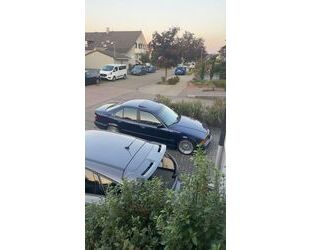 BMW BMW 320i BMW E36 Montrealblau Gebrauchtwagen