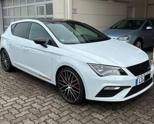 Seat Seat Leon CUPRA 300 DSG 2.0 TSI Pano, Navi, Beats Gebrauchtwagen