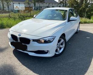 BMW BMW 3er 320i -Lim. Aut. Klima PDC Gebrauchtwagen