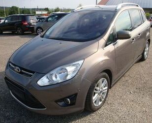 Ford Ford Grand C-Max Titanium *7 Sitze/AHK/Panoramadac Gebrauchtwagen