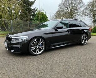 BMW BMW M550d xDrive Touring Leder 360° Massage Sitzbe Gebrauchtwagen